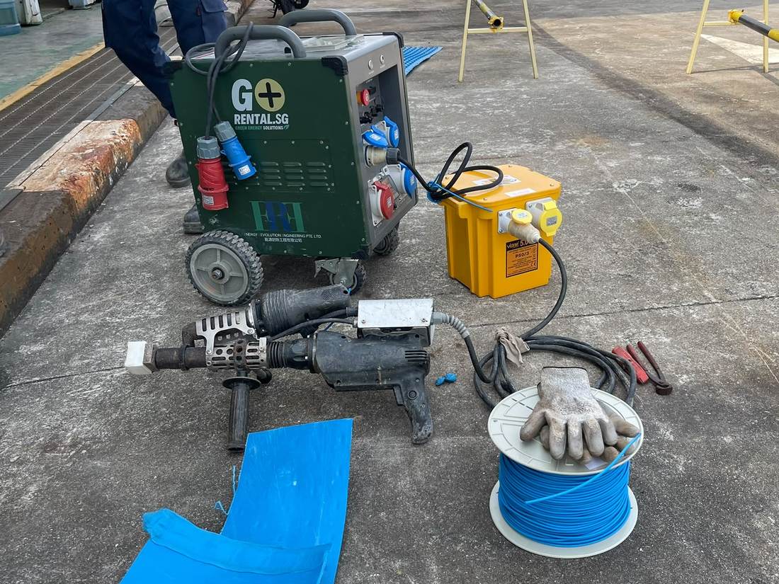 EH-One+ battery generator powering plastic welding equipment for underground tunnel works